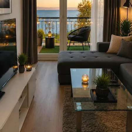 Citadella Luxury Lakefront With Terrace Apartment